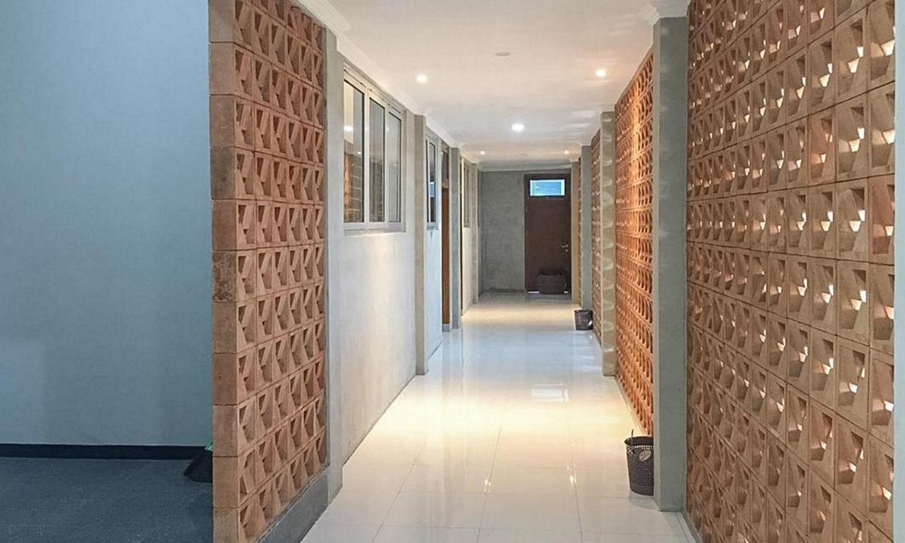 Reddoorz Near Wisata Paribendo Lawang Hotel Kültér fotó
